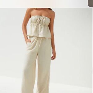 Fortunate One Linen Set